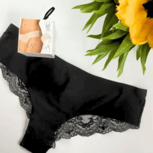 Julimex csipkés "Tanga" panty, fekete